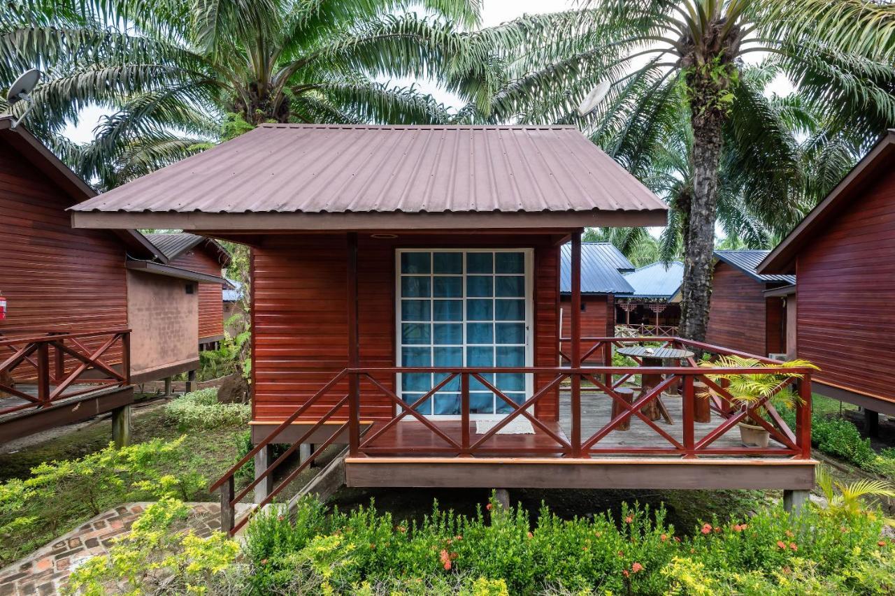 Bubul Village Stay Semporna Exterior photo